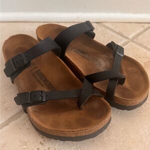 Birkenstock Mayari Black Cross-Strap Sandals size 39